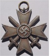 III RZESZA NIEMIECKA -  Krzyż Zasługi Wojennej z Mieczami 1939