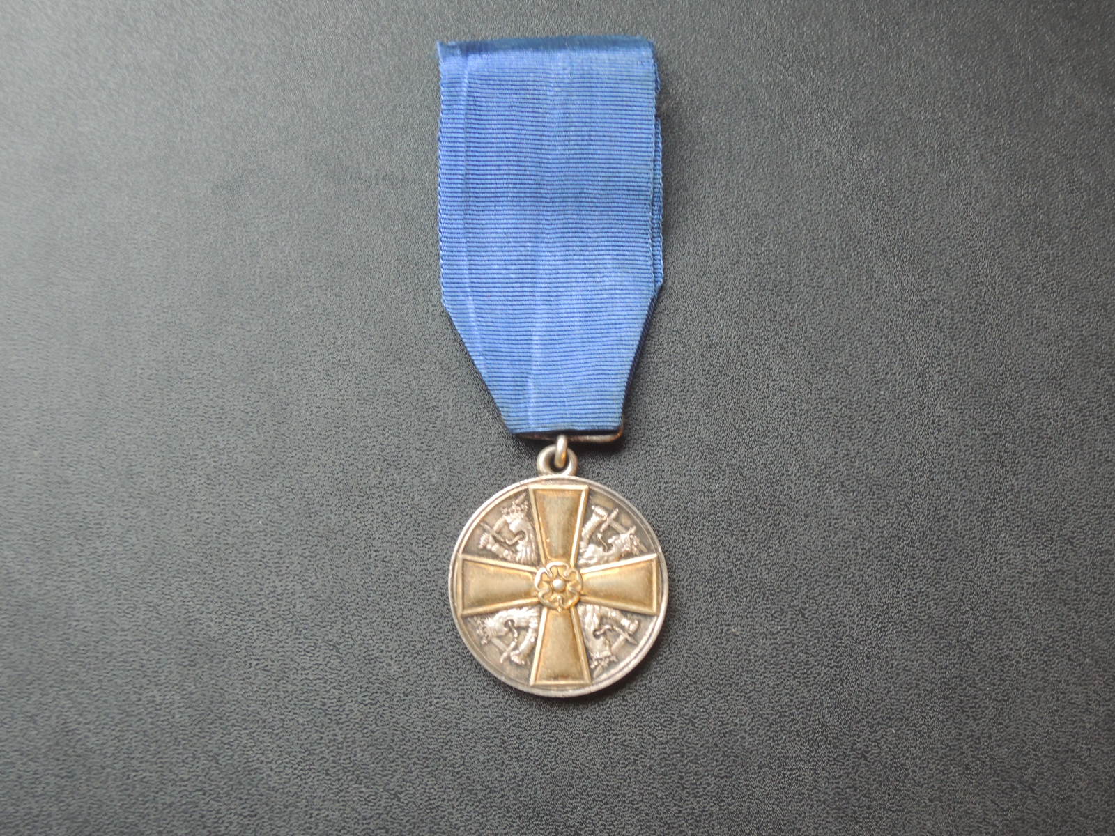 Medal Bialej Rozy - Finlandia - srebro 
