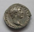 AR-Denar Hadrian (117 – 138) - VENERIS FE-LICIS – RIC 280